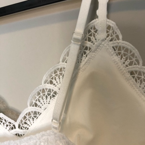 SOLD Brand new lace bralette - Picture 5 of 6